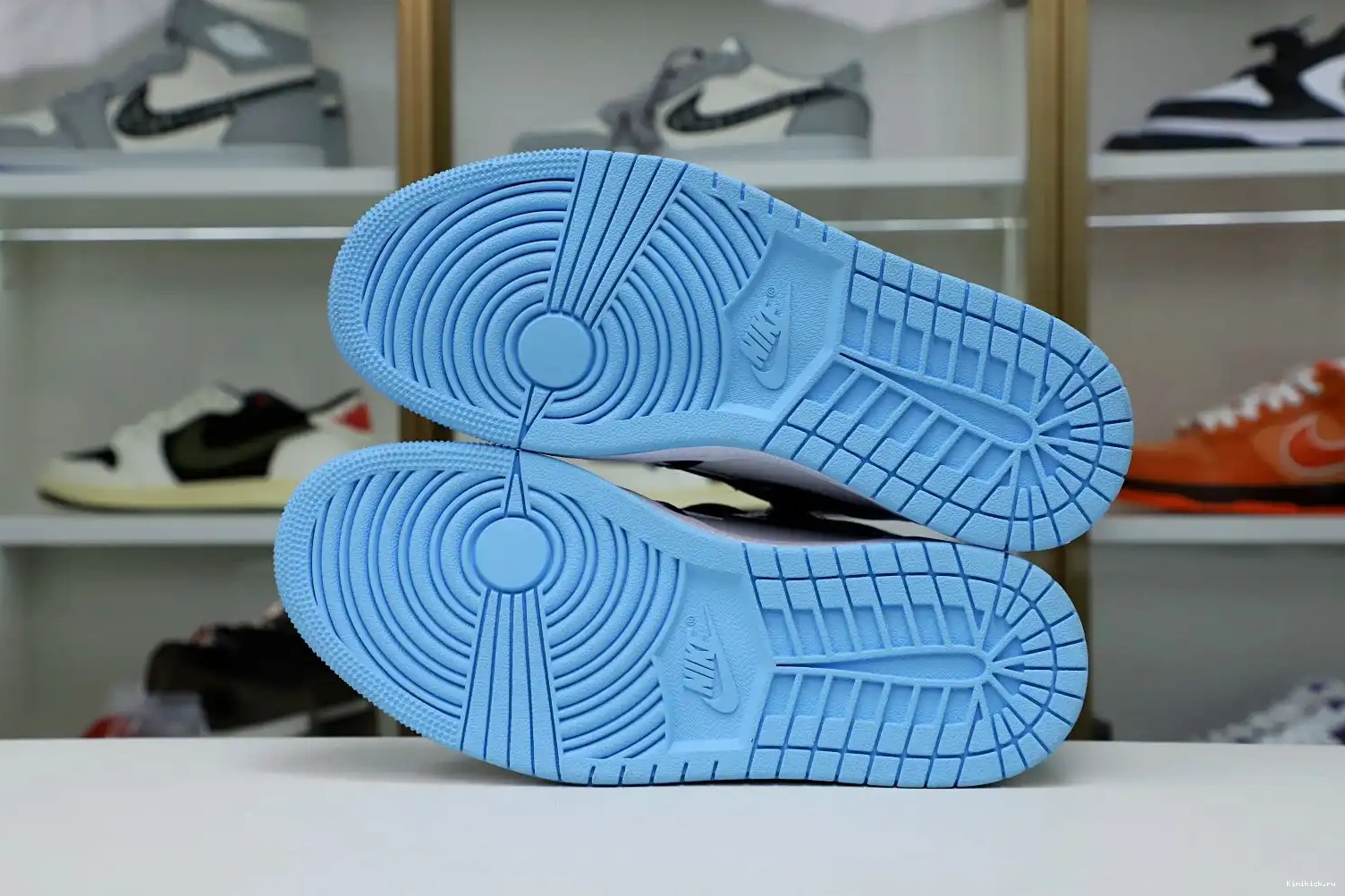 'BLUE 1 RETRO AIR OG JORDAN WMNS CHILL' Kimikick HIGH 0408